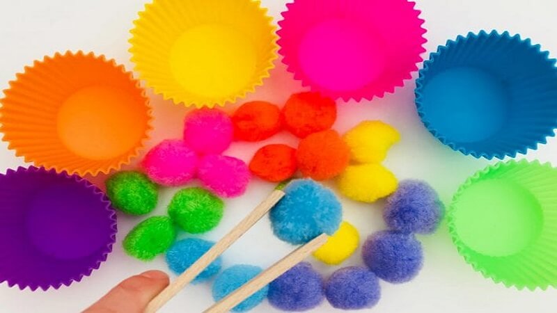 pom poms through tubes - Toddlers -tinydale