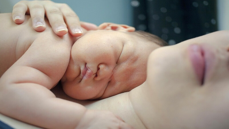 skin to skin contact - Newborns - tinydale