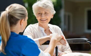 essay on Old age homes