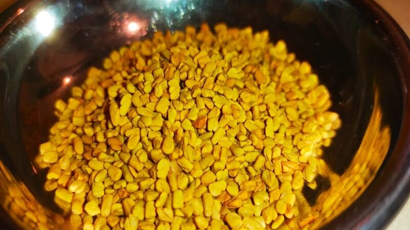 Fenugreek seeds to tight saggy breast