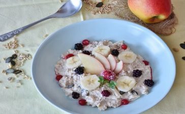 Oats Apple Porridge