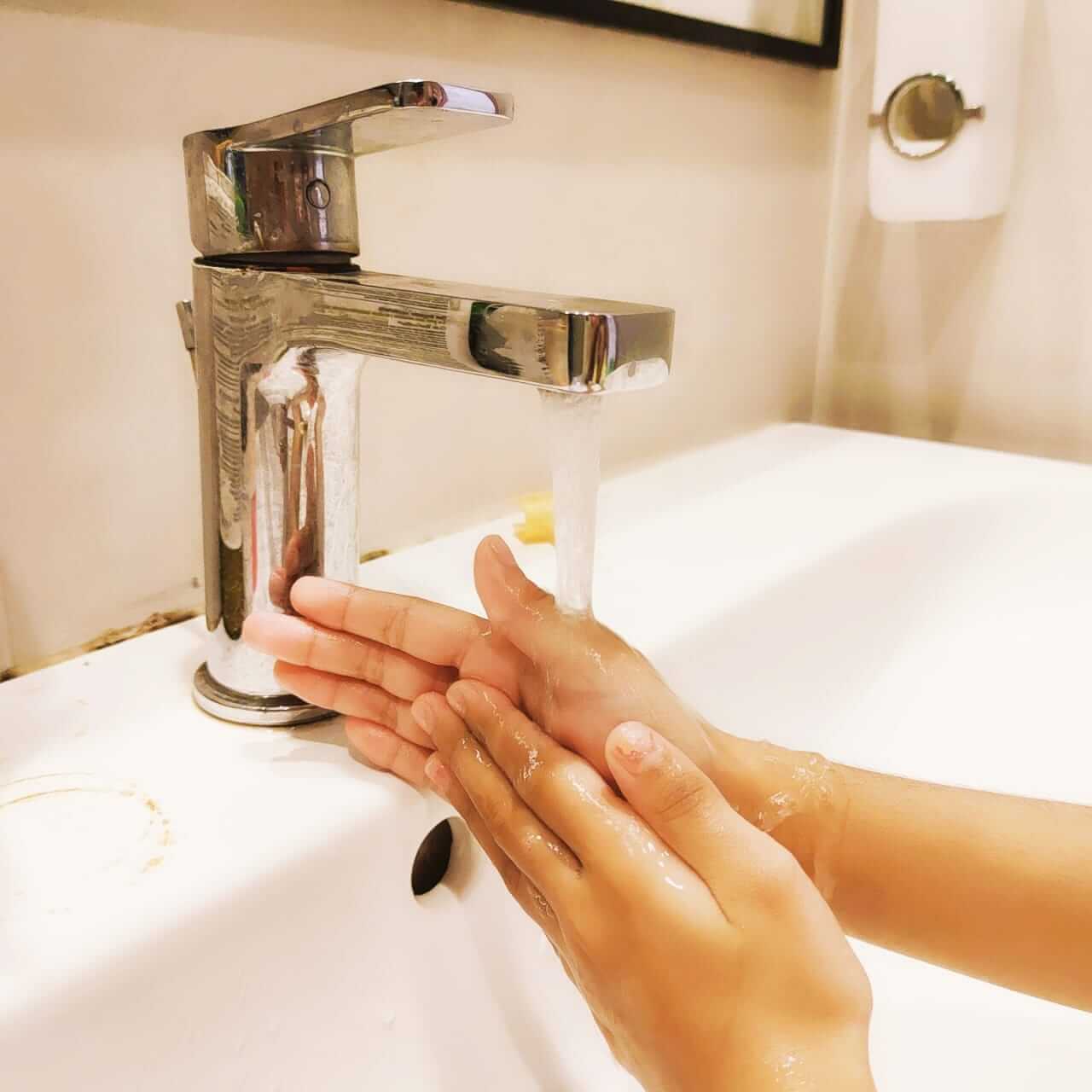 washing hands to boost immunity