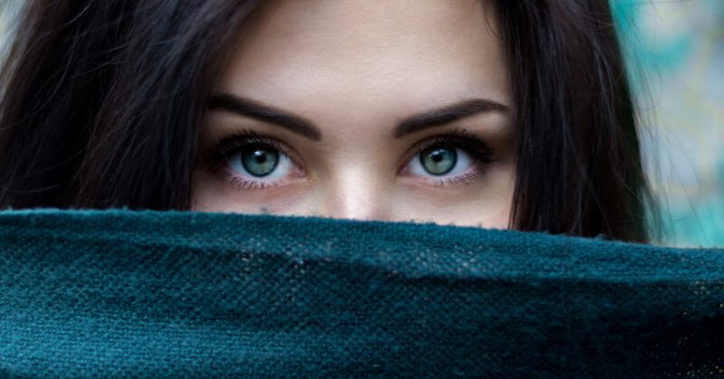 psychology love eye trick